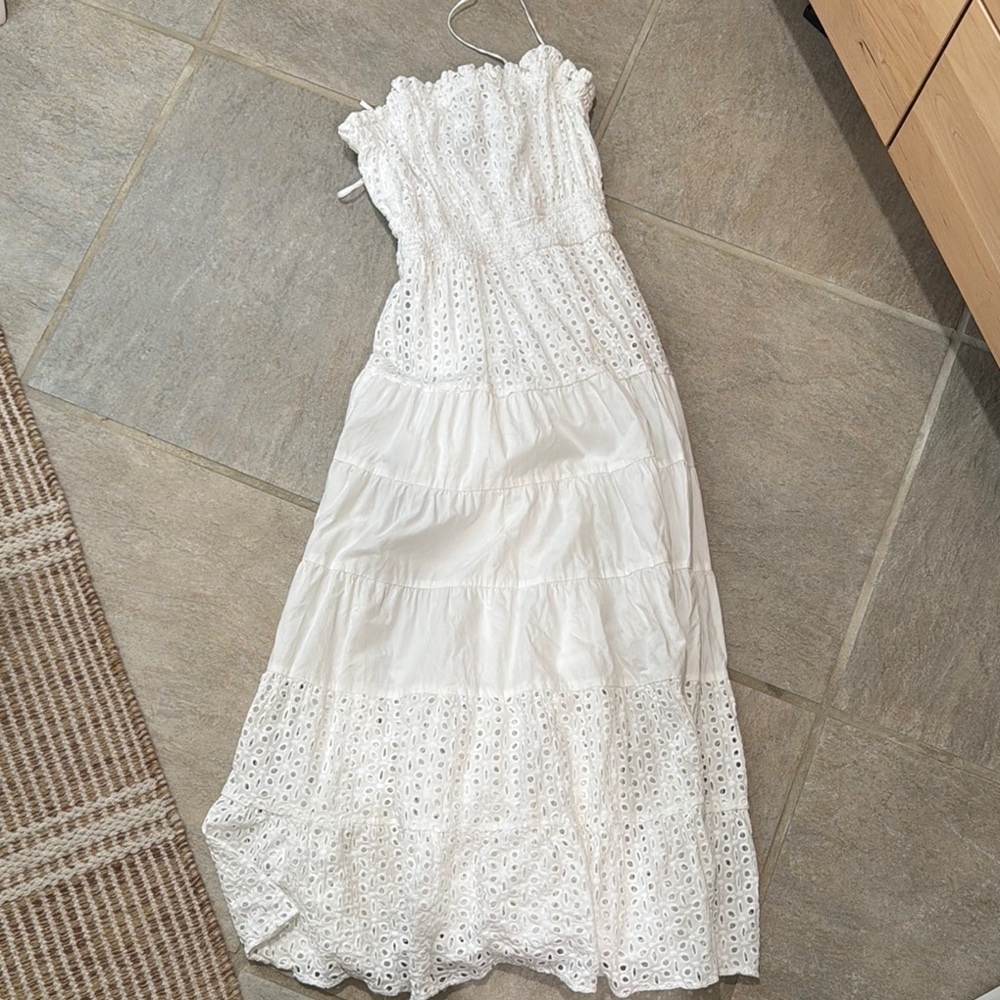 Few Moda Elegant White Eyelet Maxi Dress size XS